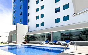 Holiday Inn Express Merida By Ihg