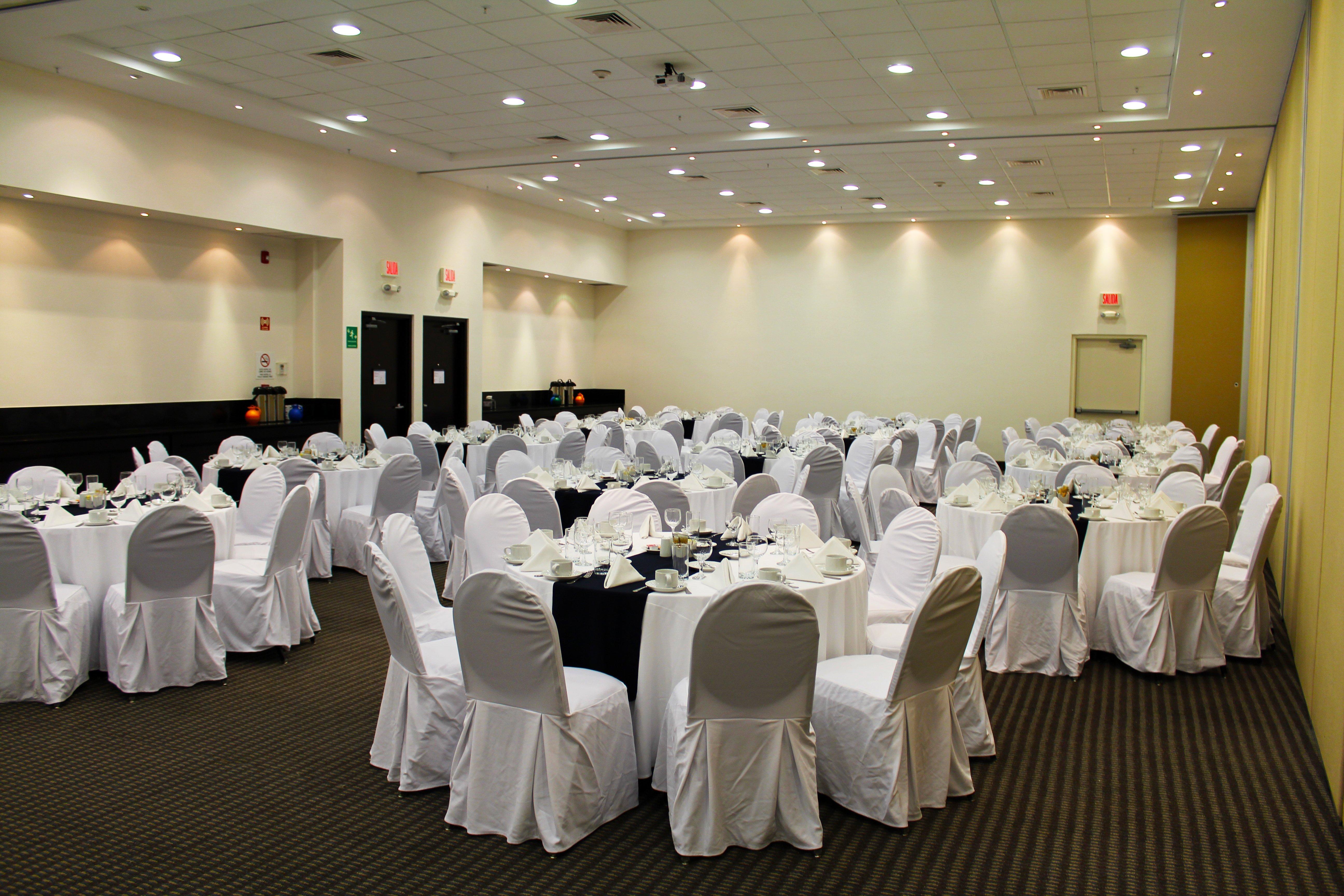 Holiday Inn Express Merida By Ihg Exterior foto