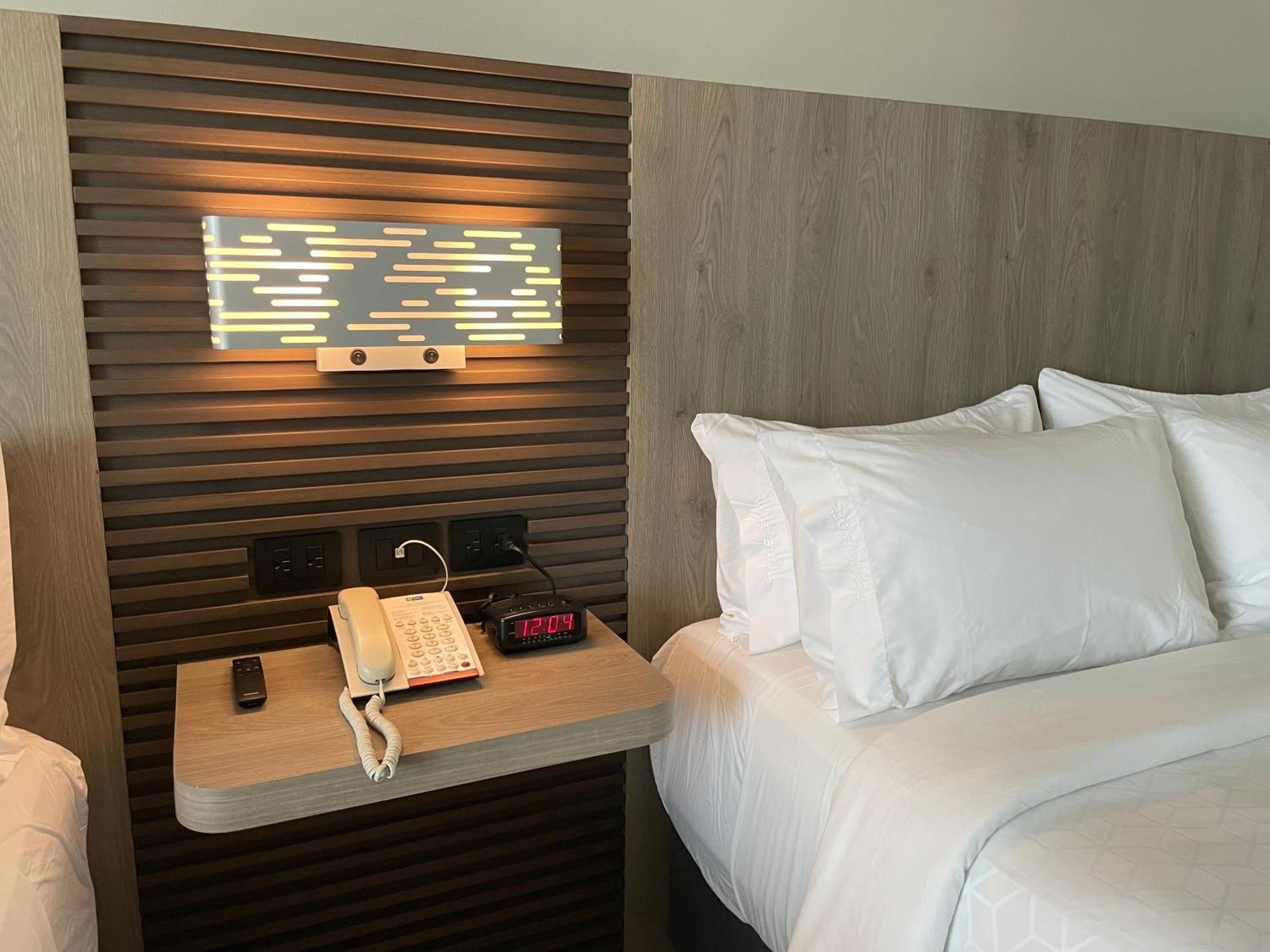 Holiday Inn Express Merida By Ihg Exterior foto