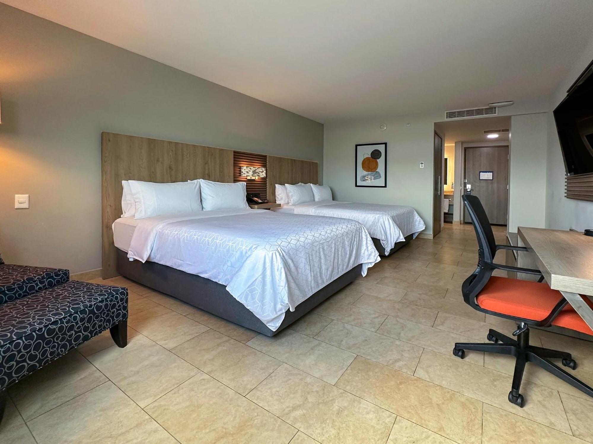 Holiday Inn Express Merida By Ihg Exterior foto
