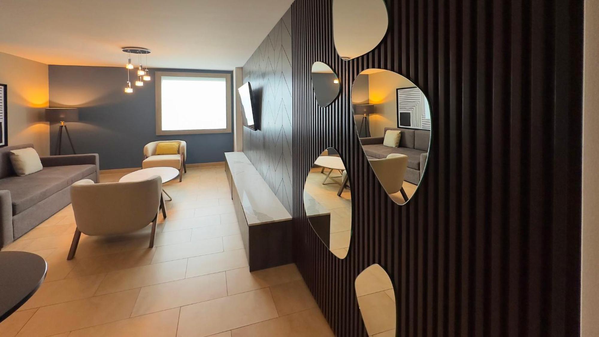 Holiday Inn Express Merida By Ihg Exterior foto